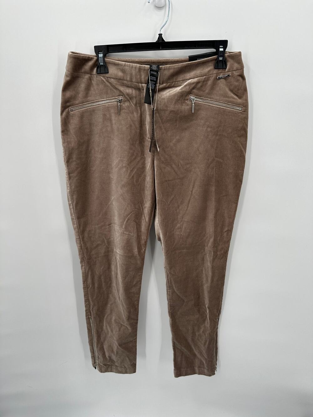 CHICO'S Black Label Velveteen Skinny Leg Pants in Taos Taupe // .5 US 6